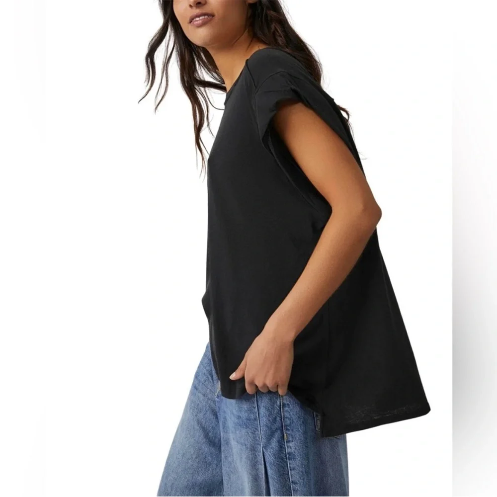 Free People We The Free Naomi Tee NWT ✨, Small